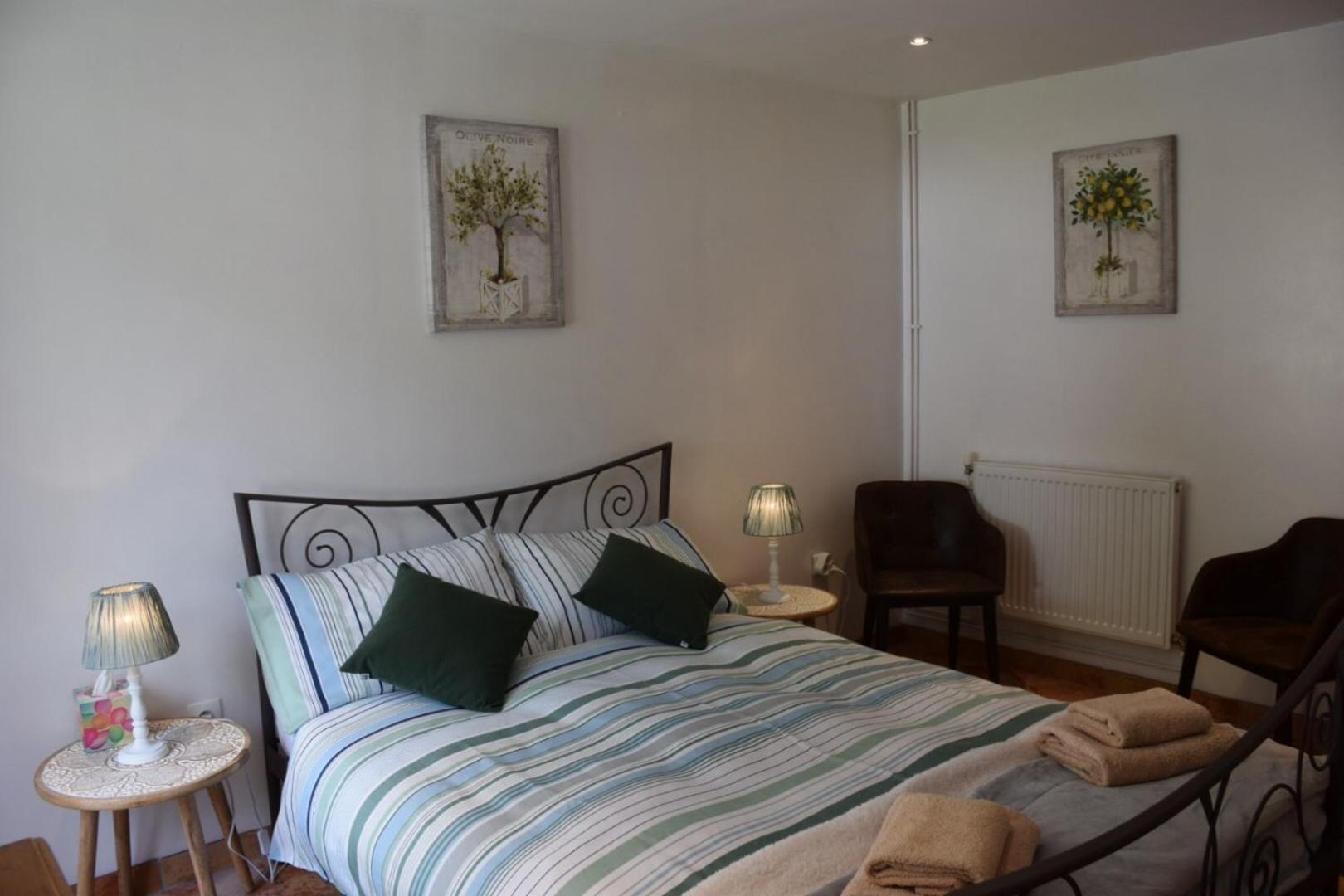 쿠삭보네발 Libellule B&B 외부 사진